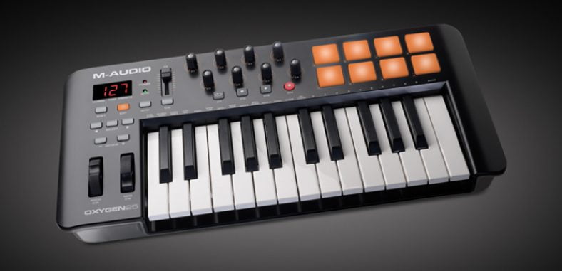 M-Audio Oxygen 25 posiblemente el mejor teclado MIDI (menos 100€)