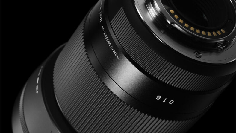 ¿Merece la pena comprar el asequible objetivo Sigma 30 mm f/1,4 DC DN Contemporáneo? Nuestro análisis